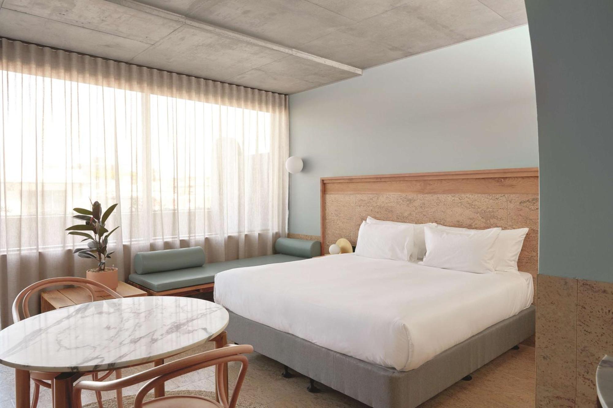 โรงแรมเดอะ แคลิล บริสเบน ภายนอก รูปภาพ A room at the hotel